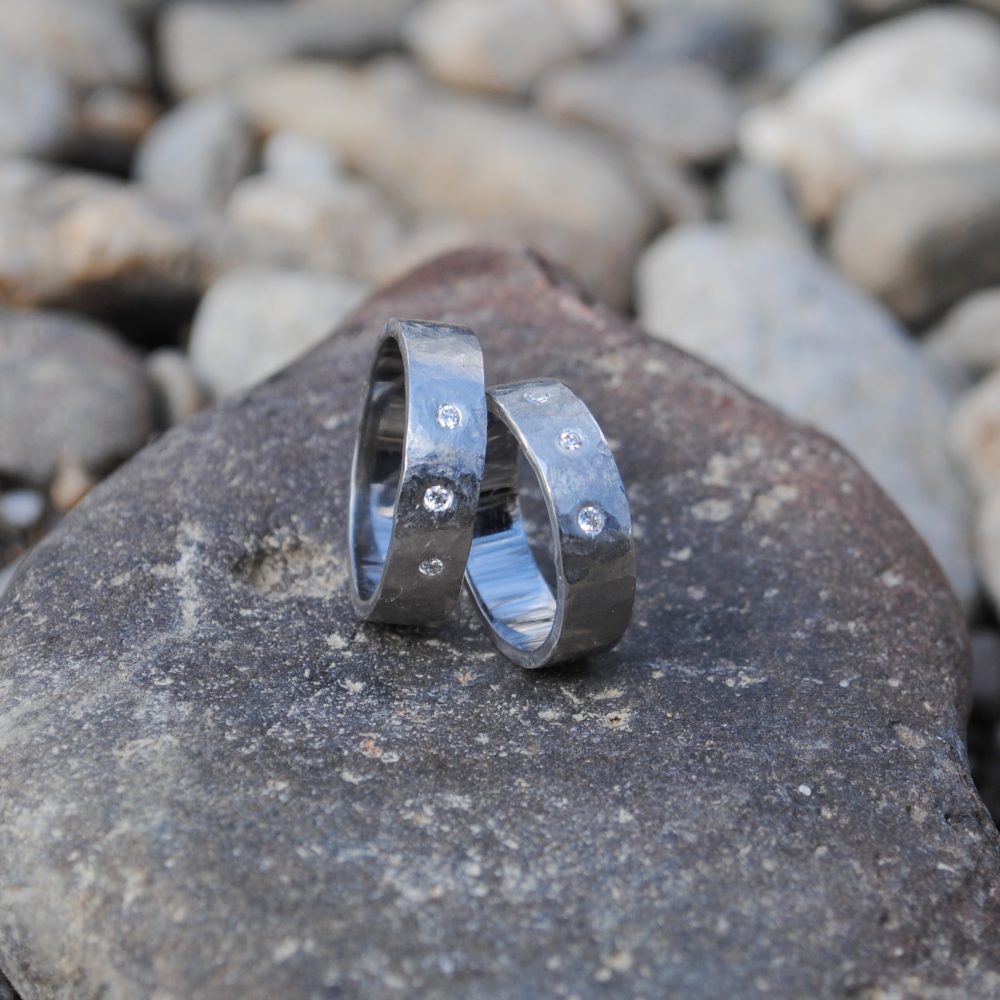 030              Surové Obrúčky 1,8mm Diamanty
